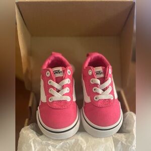 Pink toddler vans
